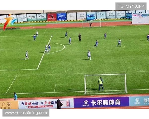 当足球遇上青春热血梦想赛场燃起永不熄灭的激情之火