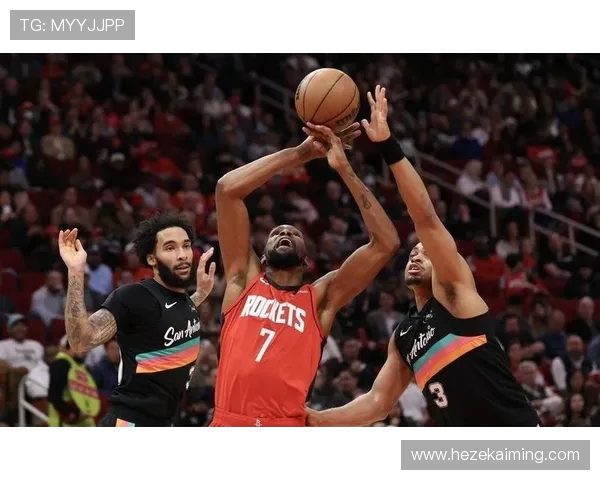 2004年火箭与马刺激战全场回顾精彩瞬间与经典对决分析